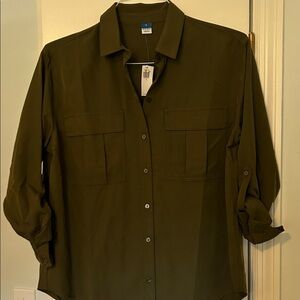 NWT Old Navy Olive Green Button-Up Shirt